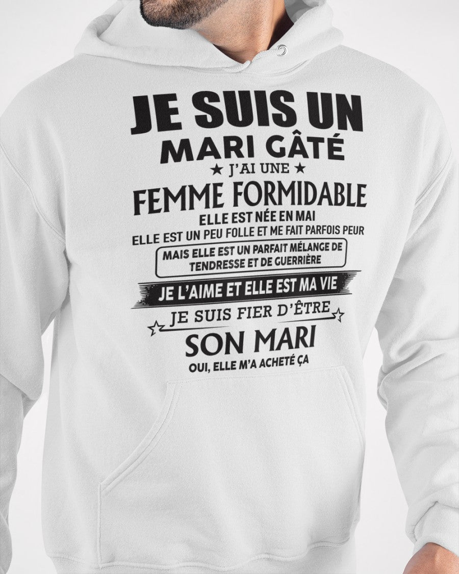 Femme Formidable Née En Mai – Cadeau Parfait Pour Votre Mari – HL05 (SKU06-33-05)