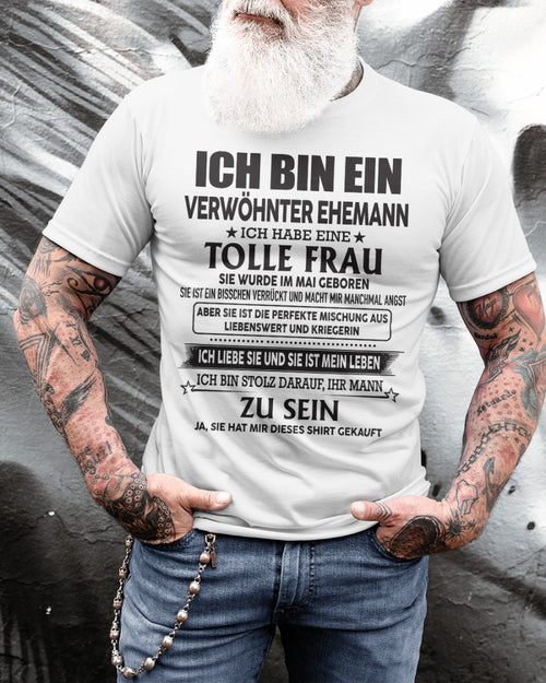 Tolle Frau, geboren im Mai – perfekte Geschenk für deinen Ehemann – HL05 (SKU06-76-05)